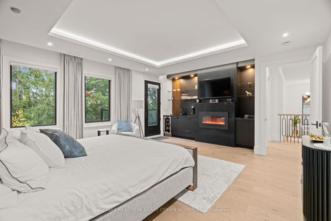 Photo 19 at 165 Leacrest Road, Leaside, Toronto