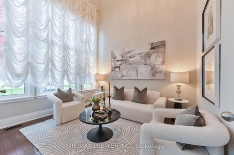 Photo 2 at 64 Heintzman Crescent, Patterson, Vaughan