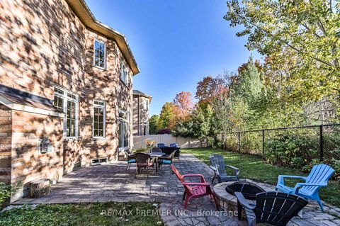Photo 28 at 64 Heintzman Crescent, Patterson, Vaughan