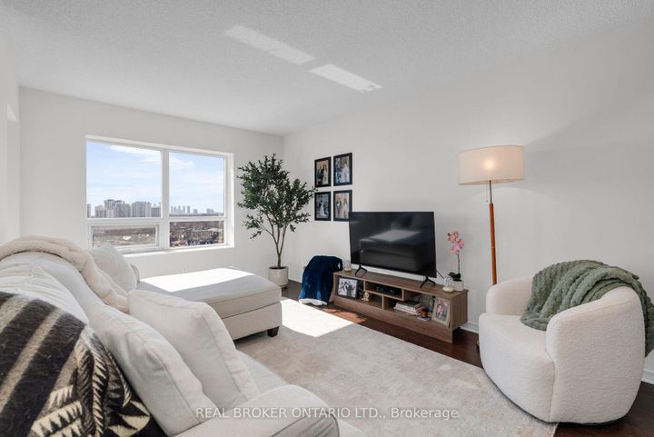 Photo 8 at 1321 - 60 Heintzman Street, Junction Area, Toronto