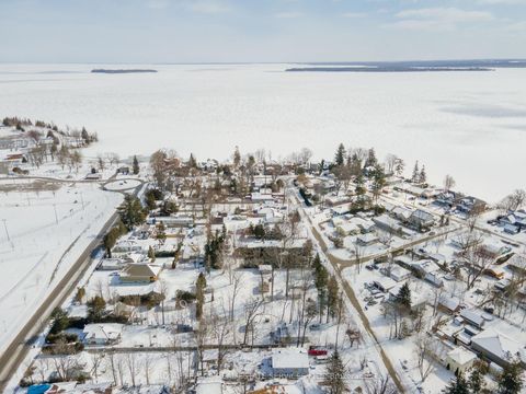 Photo 11 at 720 Hastings Avenue, Alcona, Innisfil