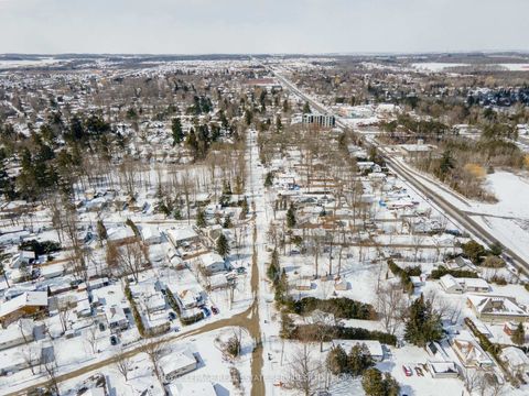 Photo 15 at 720 Hastings Avenue, Alcona, Innisfil