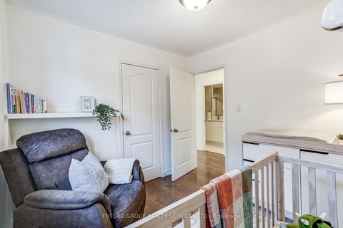 Photo 23 at 72 Camino Drive, Vellore Village, Vaughan