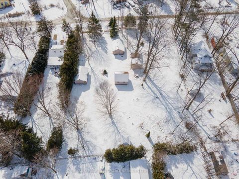 Photo 4 at 722 Hastings Avenue, Alcona, Innisfil