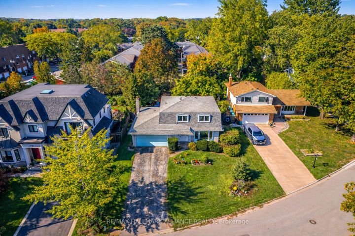 Photo 1 at 2033 Water's Edge Drive, BR Bronte, Oakville