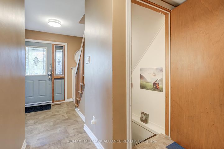 Photo 23 at 2033 Water's Edge Drive, BR Bronte, Oakville