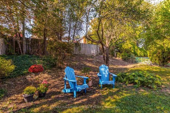 Photo 30 at 2033 Water's Edge Drive, BR Bronte, Oakville