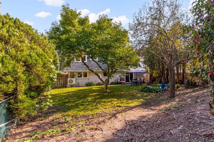 Photo 31 at 2033 Water's Edge Drive, BR Bronte, Oakville