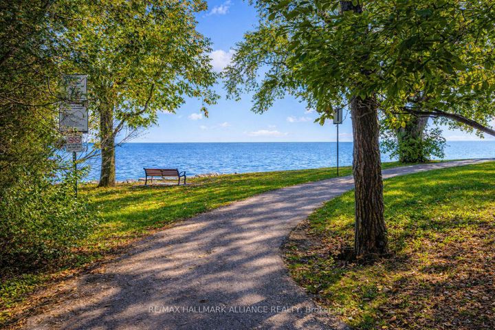 Photo 38 at 2033 Water's Edge Drive, BR Bronte, Oakville