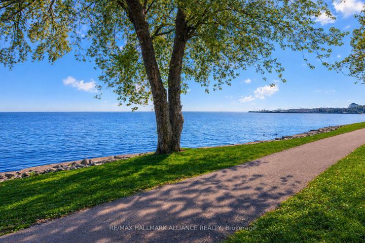 Photo 39 at 2033 Water's Edge Drive, BR Bronte, Oakville