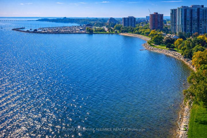 Photo 41 at 2033 Water's Edge Drive, BR Bronte, Oakville