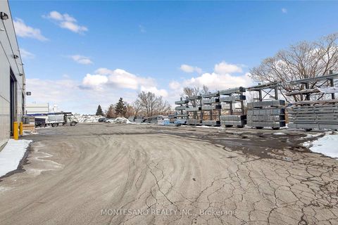 Photo 9 at 101 Westcreek Drive, East Woodbridge, Vaughan