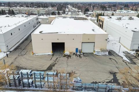 Photo 10 at 101 Westcreek Drive, East Woodbridge, Vaughan