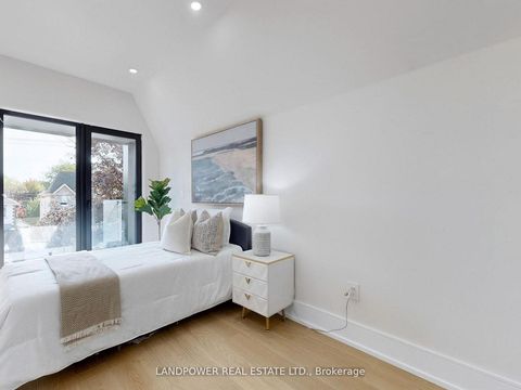 Photo 12 at 214 Brooke Avenue, Nortown, Toronto