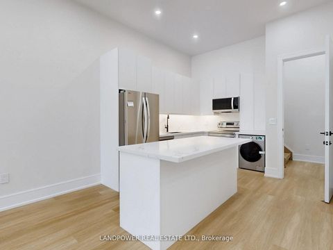 Photo 19 at 214 Brooke Avenue, Nortown, Toronto