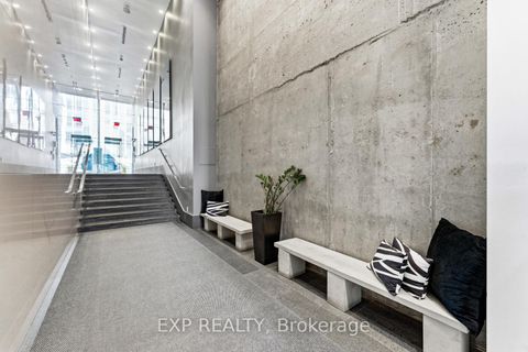 Photo 3 at 2906 - 224 King Street W, Waterfront Communities C1, Toronto