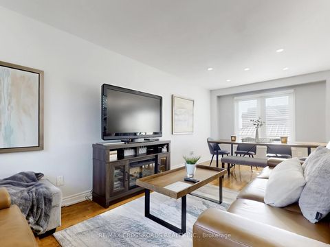 Photo 9 at 64 Sable Crescent, Rolling Acres, Whitby