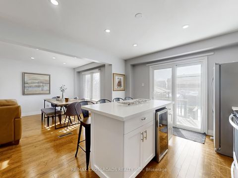 Photo 17 at 64 Sable Crescent, Rolling Acres, Whitby