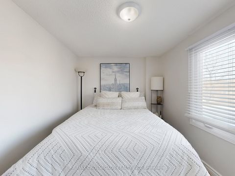 Photo 26 at 64 Sable Crescent, Rolling Acres, Whitby