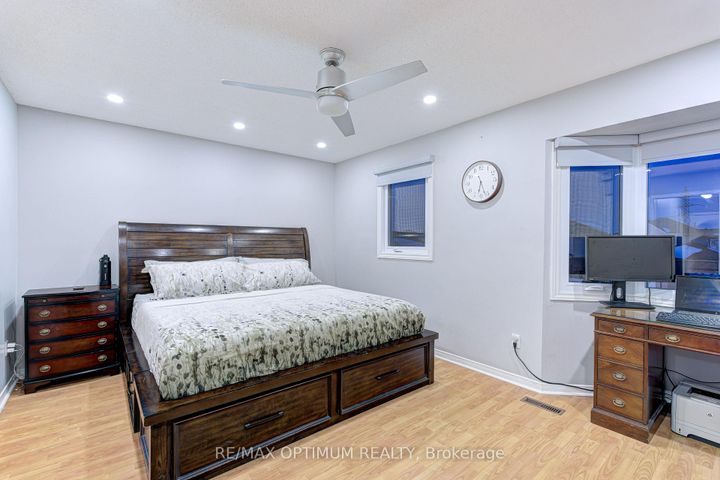 Photo 19 at 108 Timberlane Drive, Fletcher's Creek South, Brampton