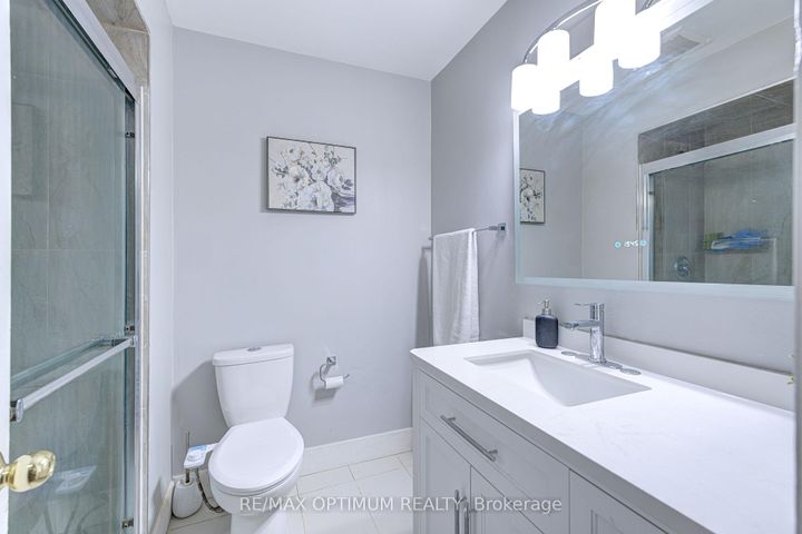 Photo 26 at 108 Timberlane Drive, Fletcher's Creek South, Brampton