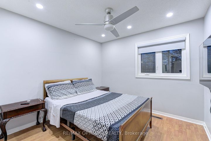 Photo 27 at 108 Timberlane Drive, Fletcher's Creek South, Brampton