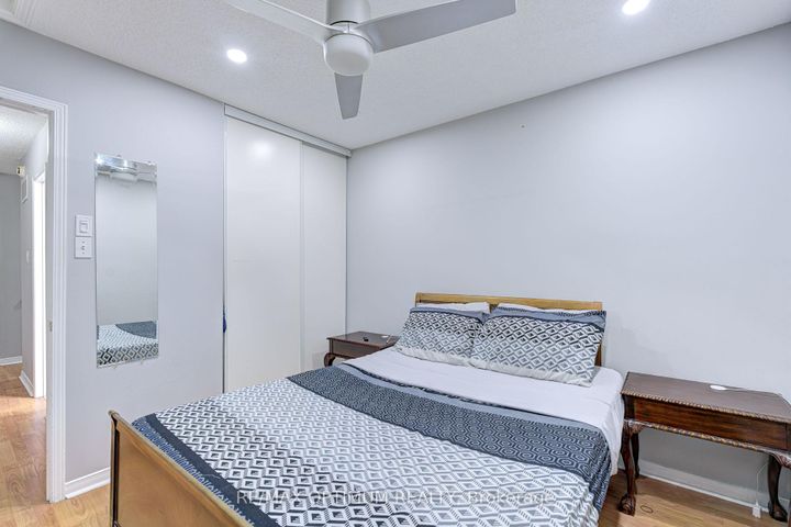 Photo 28 at 108 Timberlane Drive, Fletcher's Creek South, Brampton