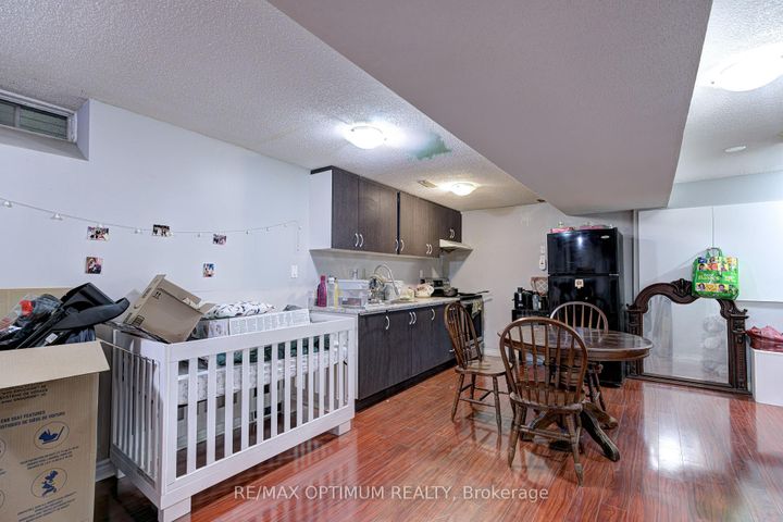 Photo 30 at 108 Timberlane Drive, Fletcher's Creek South, Brampton