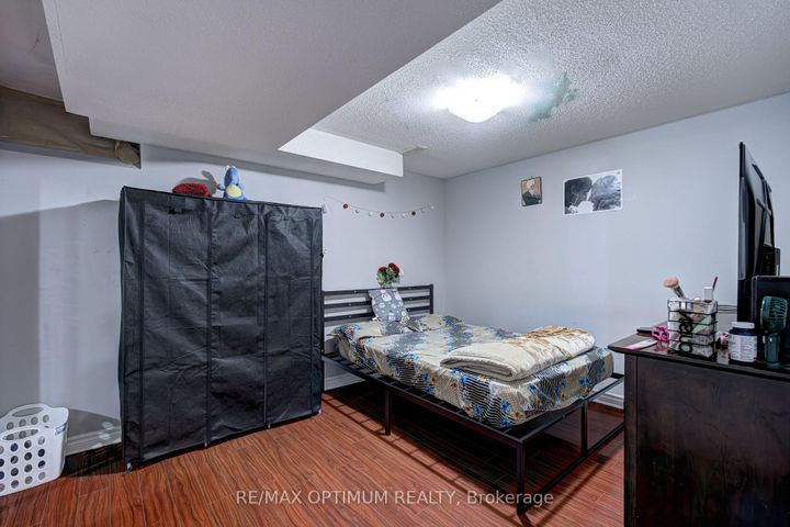 Photo 31 at 108 Timberlane Drive, Fletcher's Creek South, Brampton