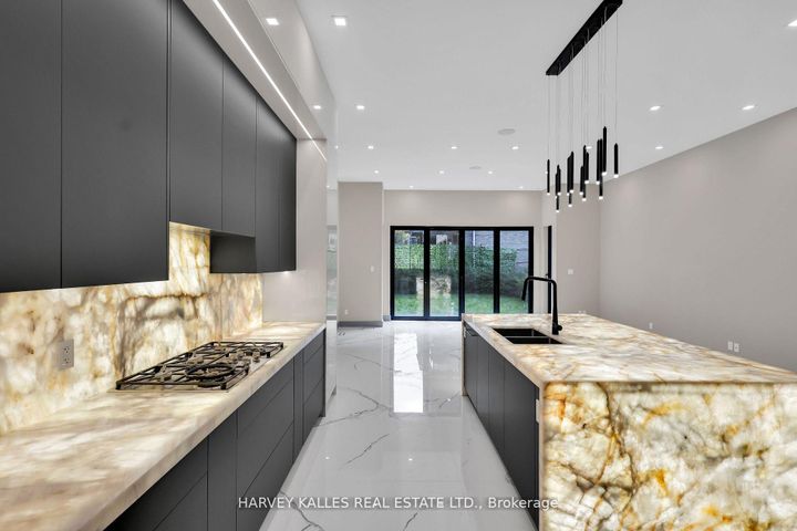 Photo 7 at 71 Ardmore Road, Forest Hill South, Toronto