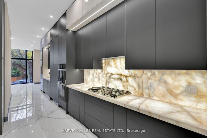 Photo 11 at 71 Ardmore Road, Forest Hill South, Toronto