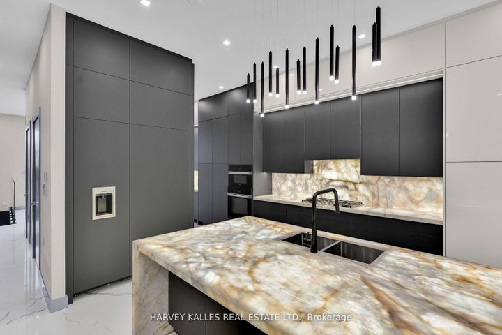 Photo 13 at 71 Ardmore Road, Forest Hill South, Toronto