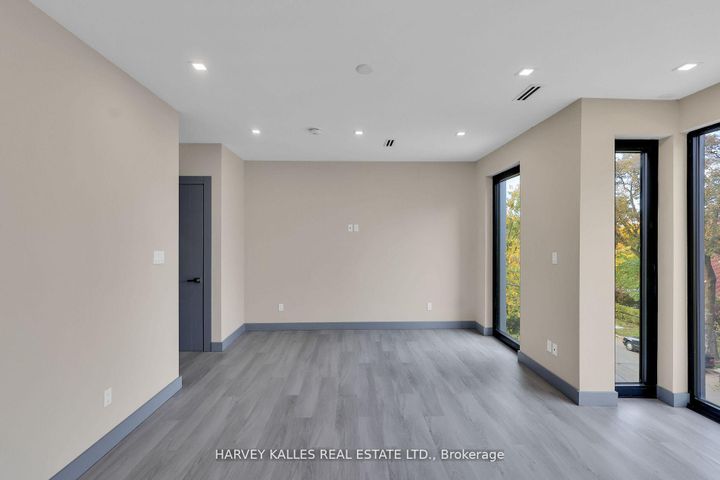 Photo 30 at 71 Ardmore Road, Forest Hill South, Toronto