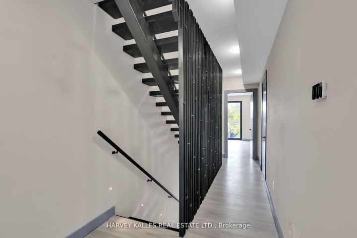 Photo 34 at 71 Ardmore Road, Forest Hill South, Toronto