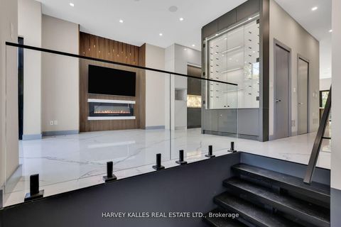 Photo 2 at 71 Ardmore Road, Forest Hill South, Toronto