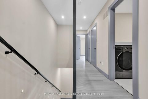 Photo 36 at 71 Ardmore Road, Forest Hill South, Toronto