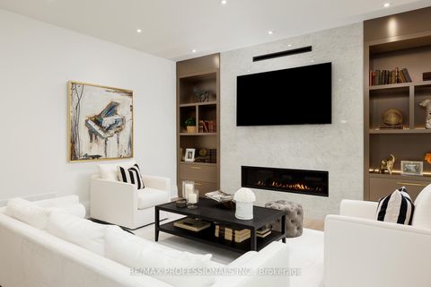 Photo 19 at 2B Fairway Road, Rosethorn, Toronto