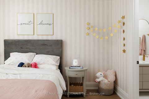 Photo 35 at 2B Fairway Road, Rosethorn, Toronto