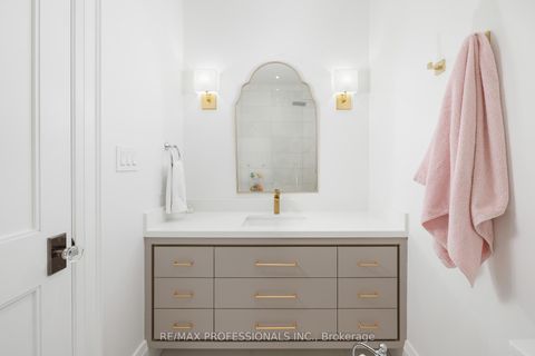 Photo 37 at 2B Fairway Road, Rosethorn, Toronto