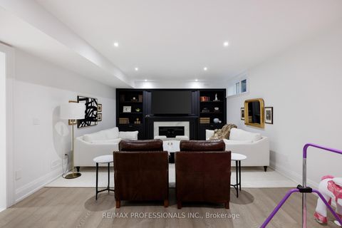 Photo 38 at 2B Fairway Road, Rosethorn, Toronto