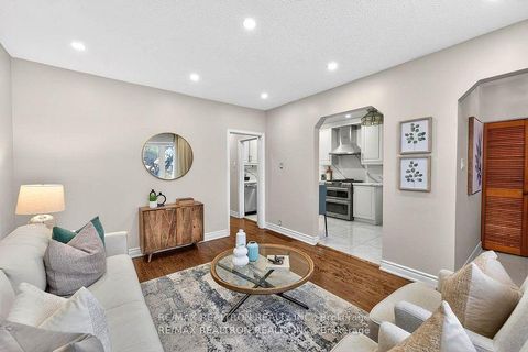 Photo 4 at 25 Merryfield Drive, Dorset Park, Toronto