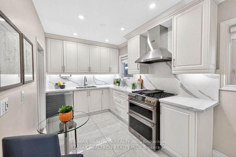 Photo 5 at 25 Merryfield Drive, Dorset Park, Toronto