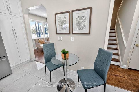 Photo 10 at 25 Merryfield Drive, Dorset Park, Toronto