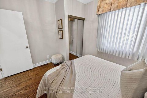 Photo 16 at 25 Merryfield Drive, Dorset Park, Toronto