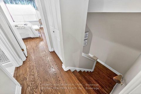 Photo 19 at 25 Merryfield Drive, Dorset Park, Toronto