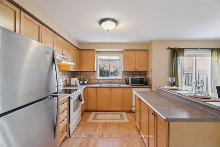 Photo 11 at 14 - 2871 DARIEN Road, Rose, Burlington