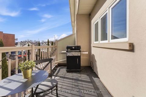 Photo 11 at 293 Kingston Road, The Beaches, Toronto