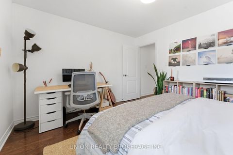 Photo 13 at 293 Kingston Road, The Beaches, Toronto