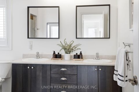 Photo 27 at 293 Kingston Road, The Beaches, Toronto