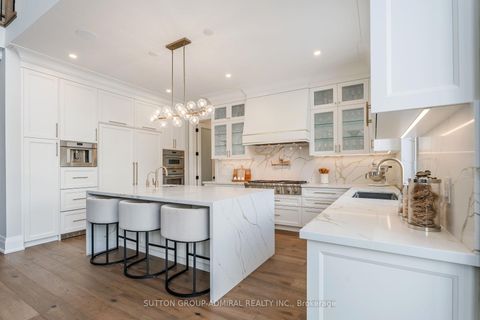 Photo 10 at 41 Elizabeth Drive, Nobleton, King